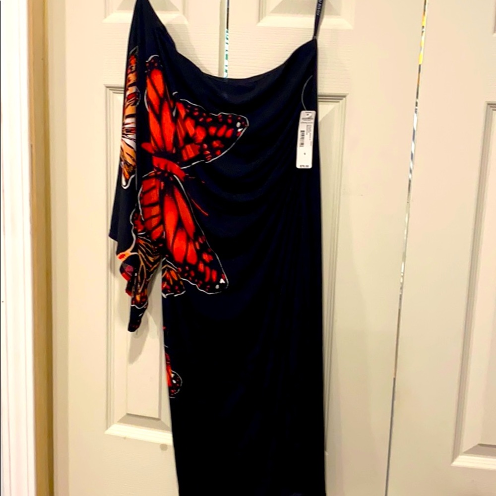 NWT butterfly one sleeve black dress